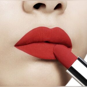 Dior Rouge Couture Colour Lipstick 999
Matte - 0.12 fl oz New